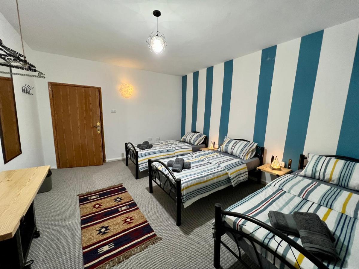 Euphoria Guest House Wadi Musa Bagian luar foto